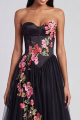 A-Line Black Sweetheart Tulle Floral Long Formal Dress