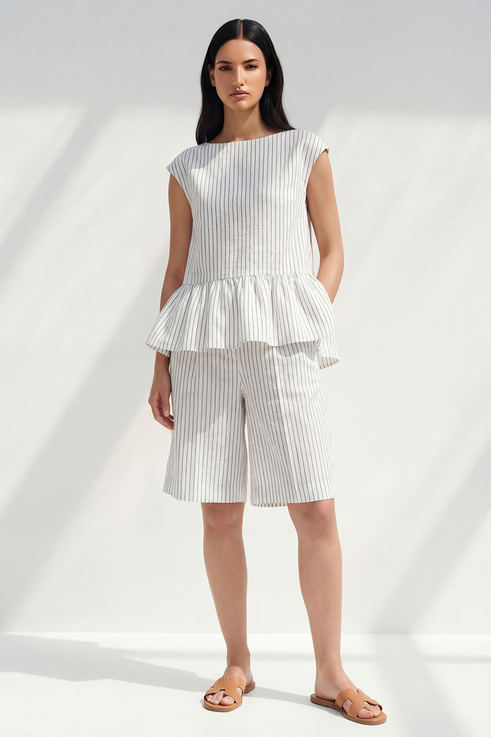 2 Piece White Boat Neck Ruffled Striped Business Suits with Pockets