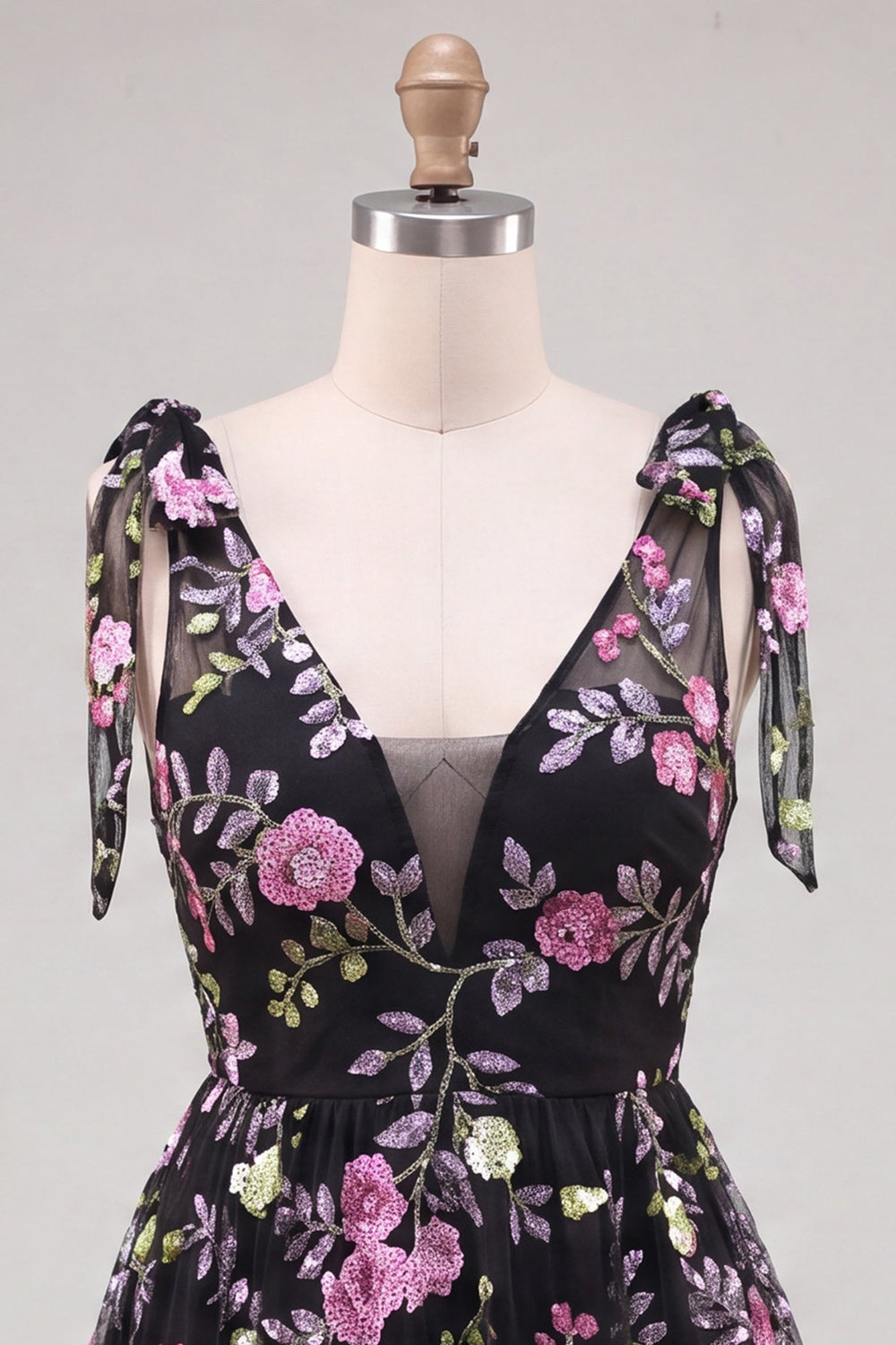 A-Line Black V-Neck Floral Sequins Homecoming Dress
