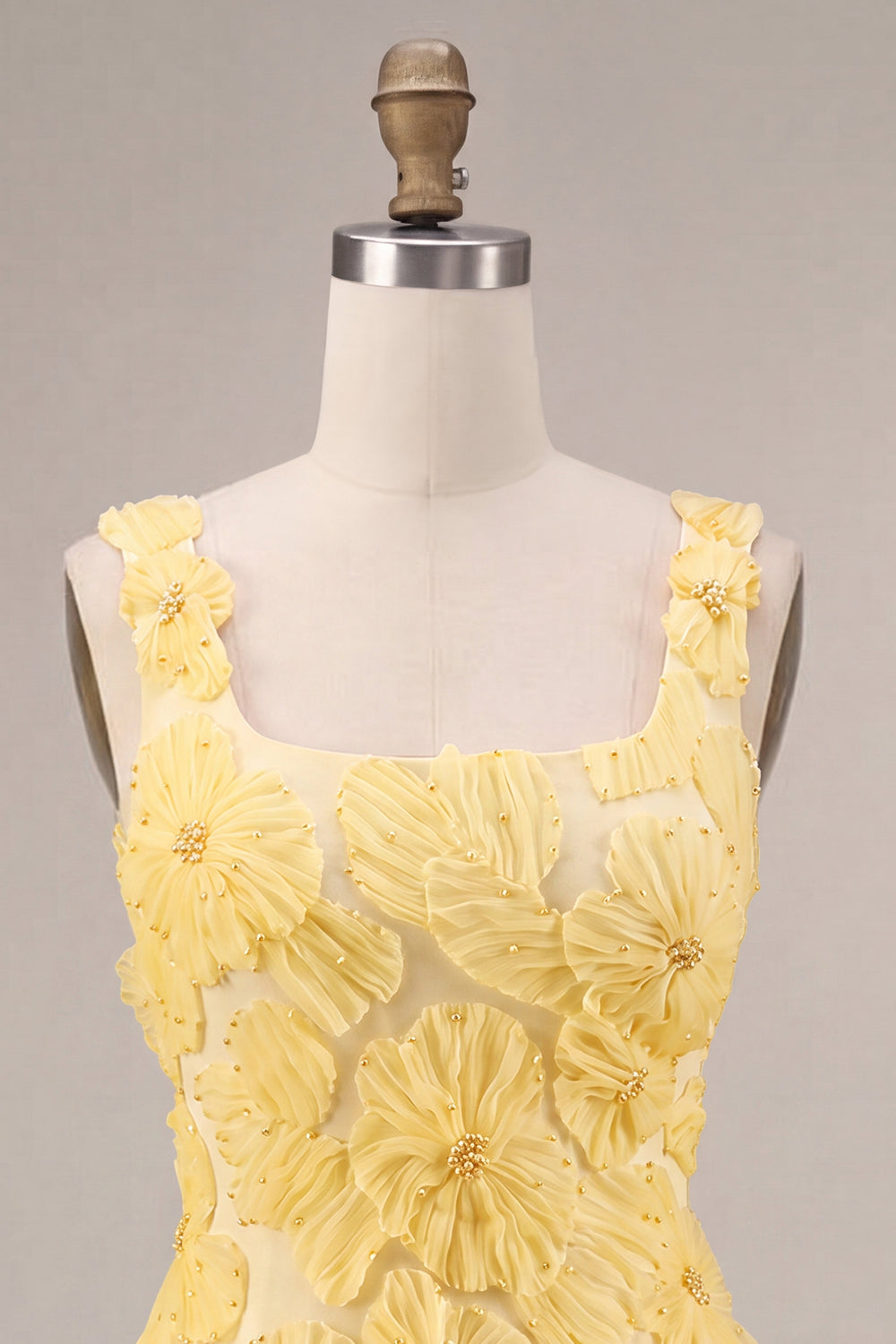 A-Line Square Neck Pearls Floral Short Yellow Homecoming Dress with Beading