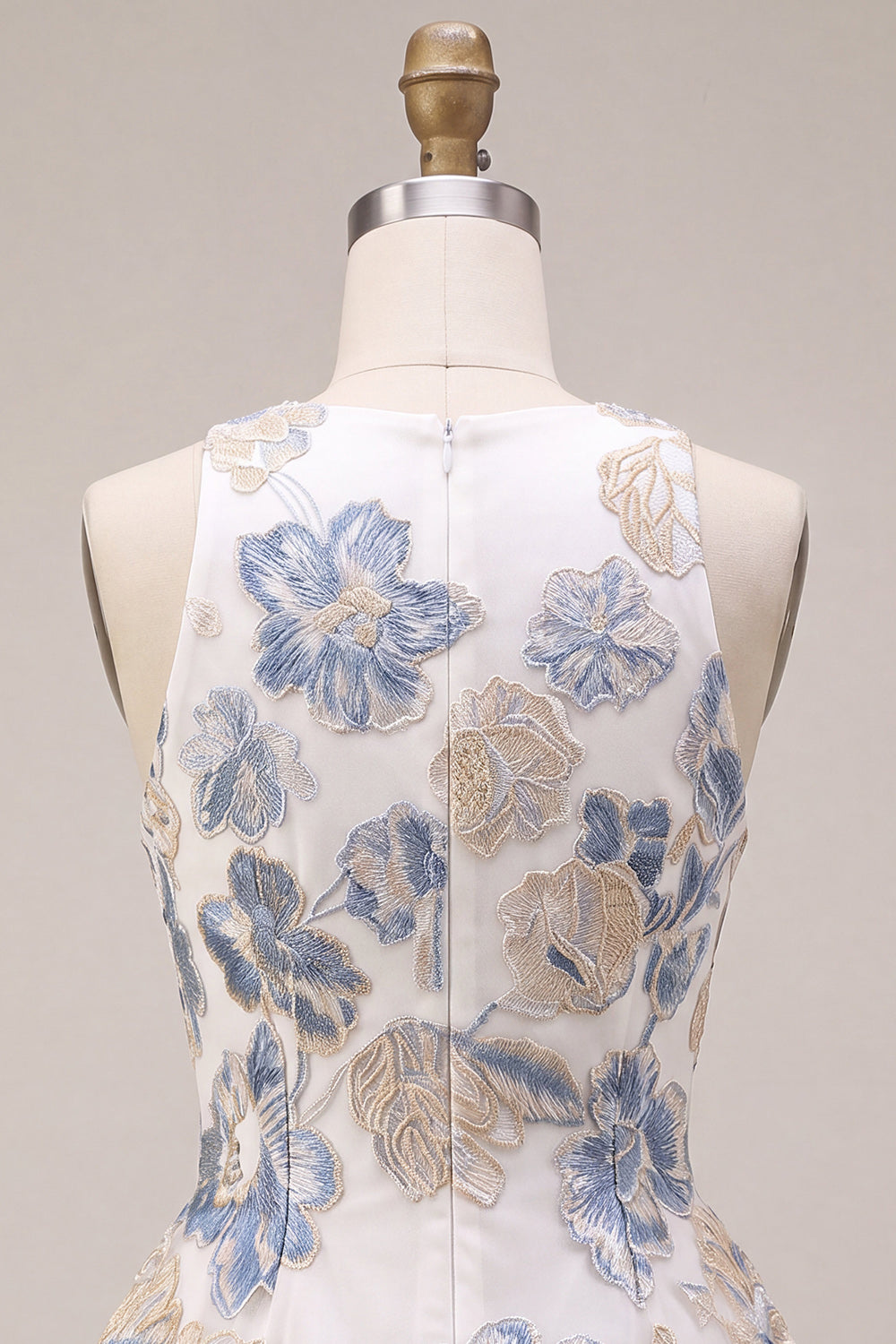 A-Line Ruffled White Plum Flower Jacquard Short Homecoming Dress